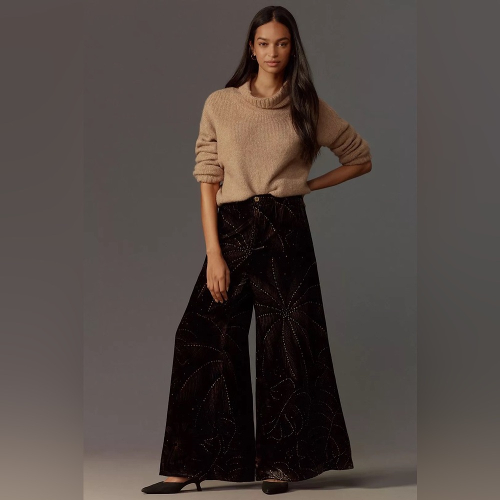 Anthropologie FARM Rio Printed Velvet Pants